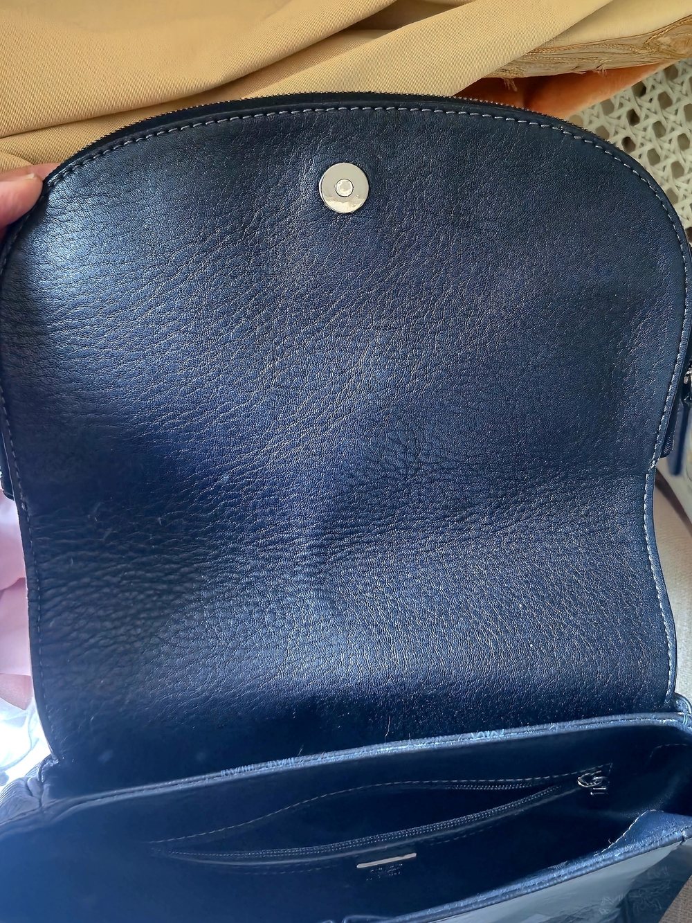 MCM Visetos Crossbody W/ flap black canvas - Picture 14 of 16